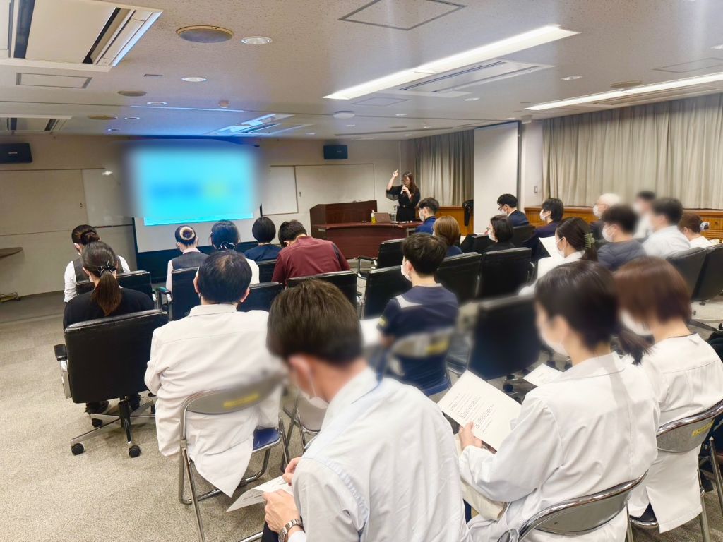 病院職員向け勉強会の様子